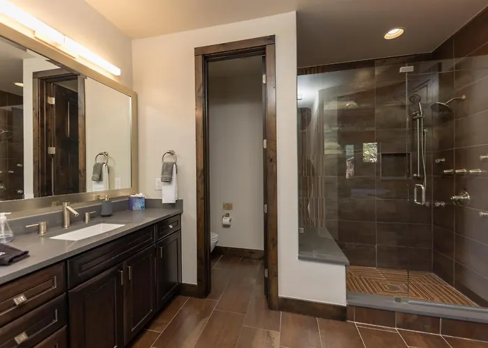 Parade Of Homes Triple Award Winning Estate, Short Walk To Slopes, Sprawling Modern Luxury!! Copper Mountain