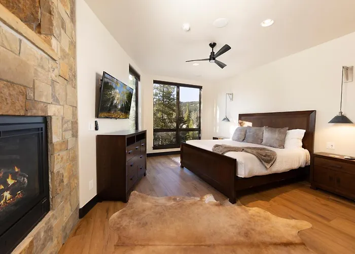 Parade Of Homes Triple Award Winning Estate, Short Walk To Slopes, Sprawling Modern Luxury!! Copper Mountain