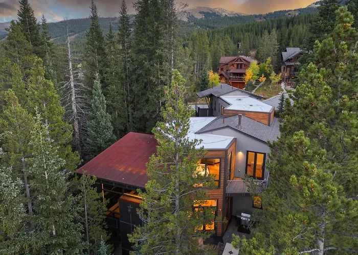 Parade Of Homes Triple Award Winning Estate, Short Walk To Slopes, Sprawling Modern Luxury!! Copper Mountain