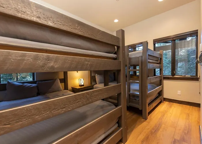 Holiday home Parade Of Homes Triple Award Winning Estate, Short Walk To Slopes, Sprawling Modern Luxury!! *